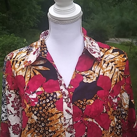 NEW Susan Graver Woven Button Front "Big Shirt" - Picture 2 of 8